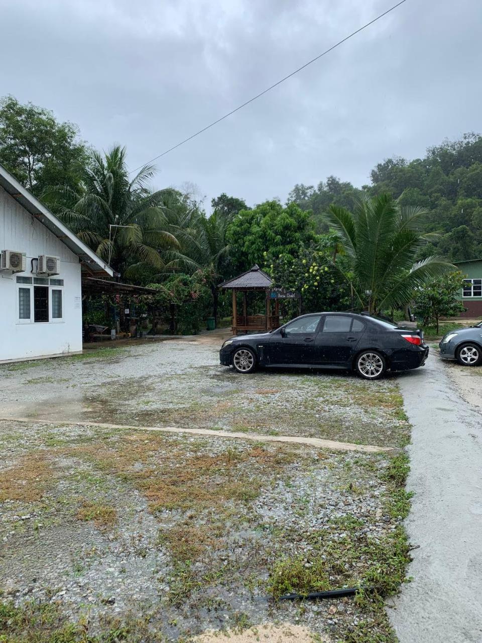Bb Durio Chalet Kuala Terengganu Luaran gambar